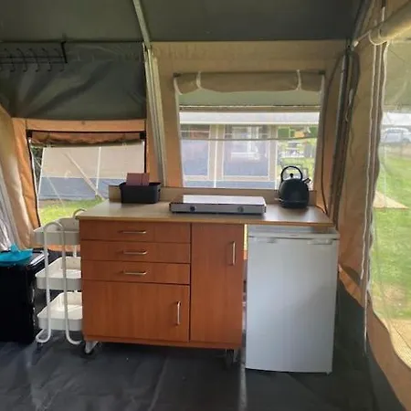 Tent Eendje Met Prive Sanitair
