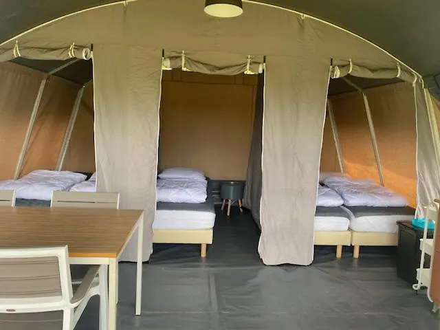 Tent Eendje Met Prive Sanitair *